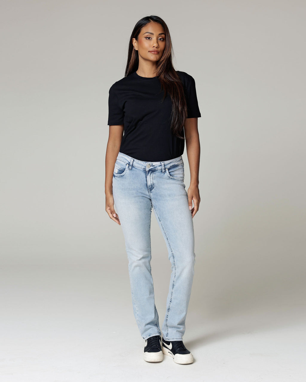 Superlight Vintage Skinny Jeans | The Diamond STR