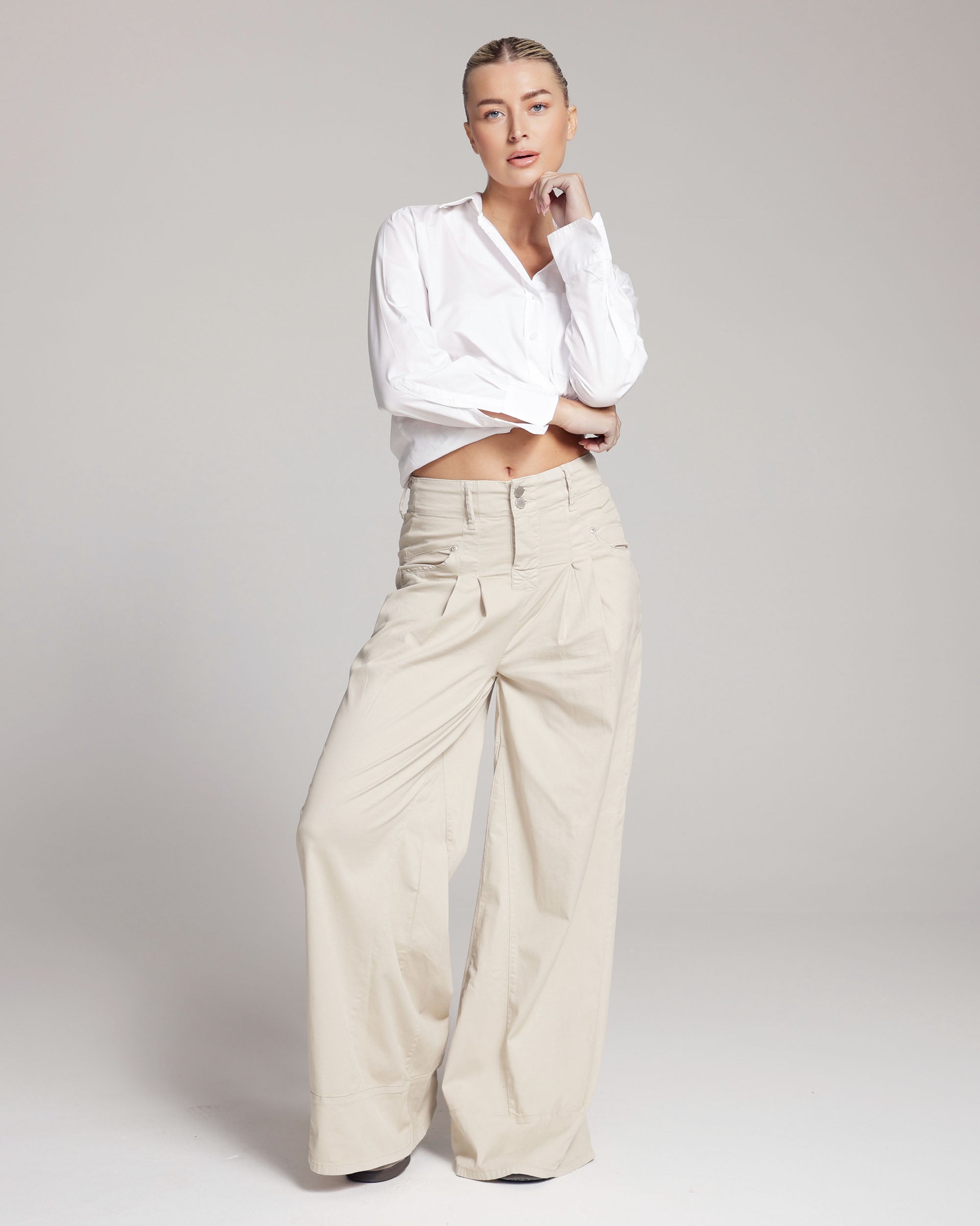 Sand Wide-Leg Pants | The Antonia Main image