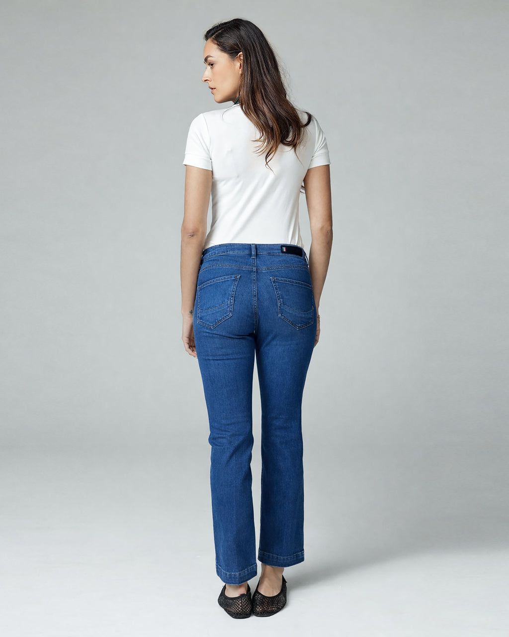 Mid-Blue Flare Mid-Rise Jeans | The Luna