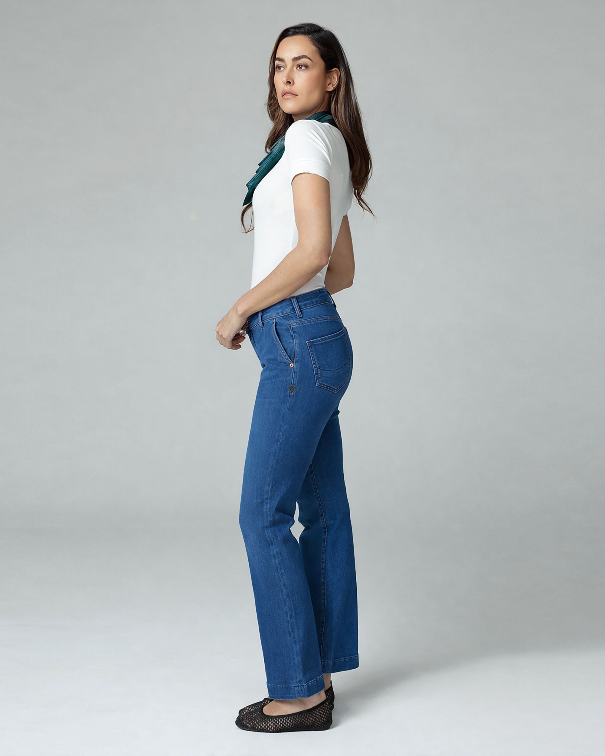 Mid-Blue Flare Mid-Rise Jeans | The Luna