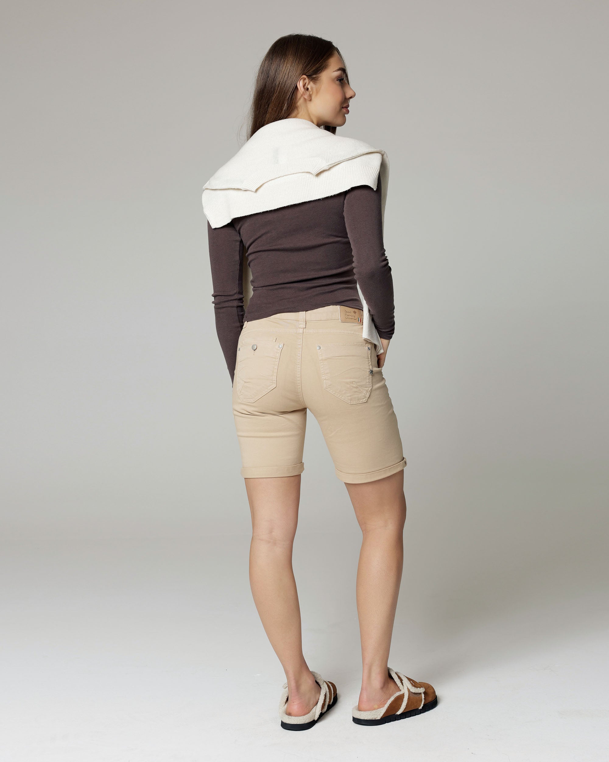 Wheat Chino Shorts | The Cherry