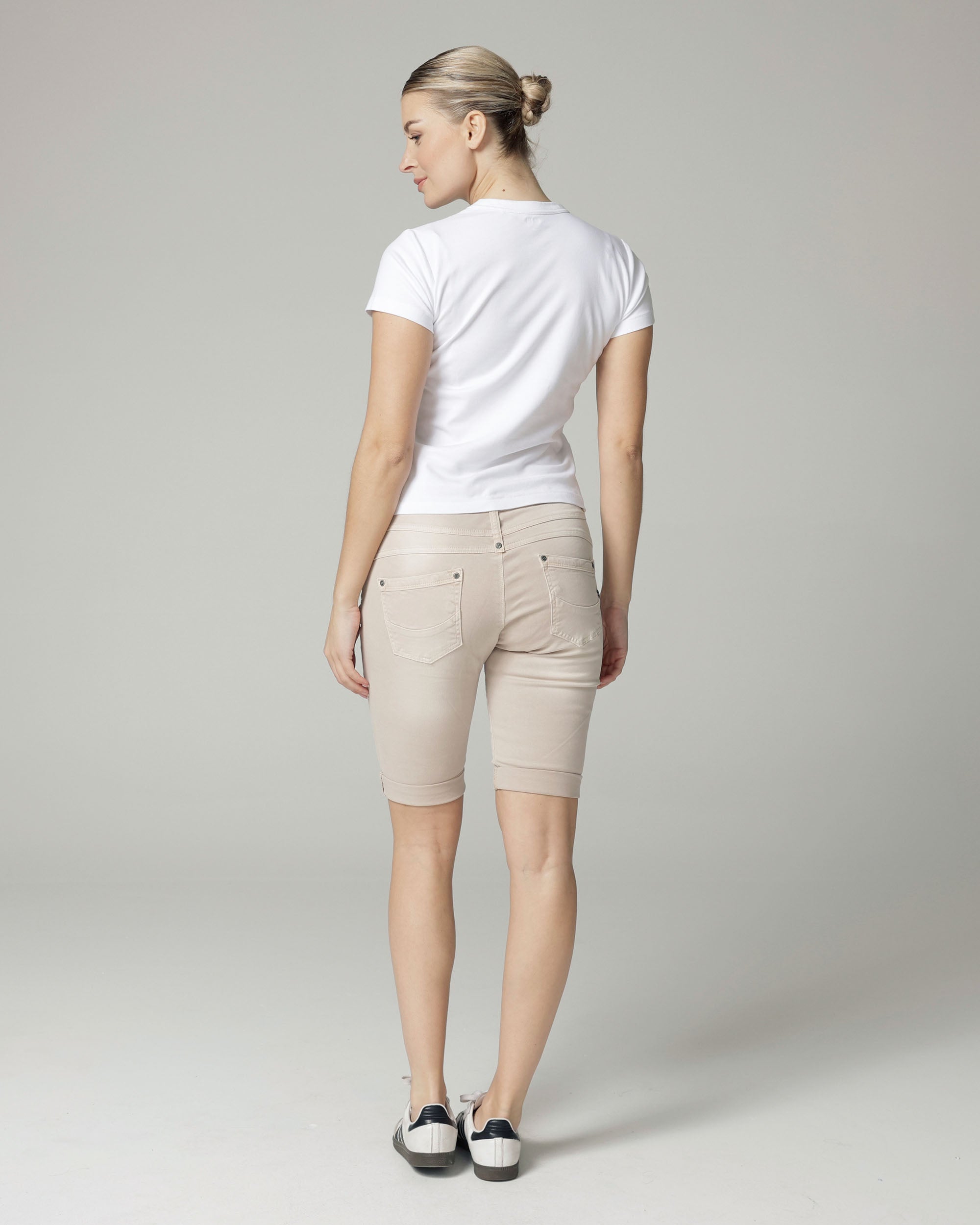 Rose Bermuda Shorts | The Lisa
