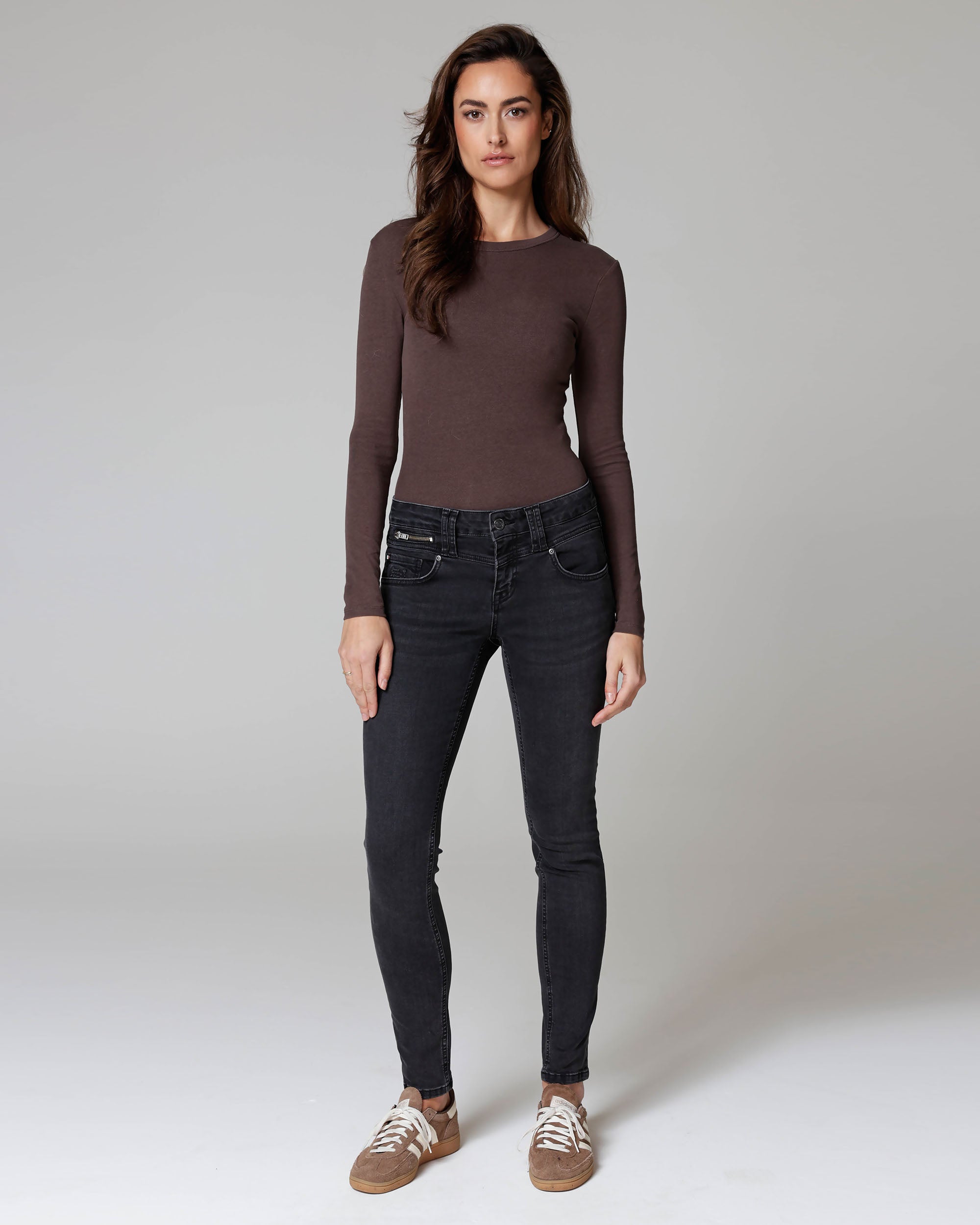 Blue Black Skinny Jeans | The Manuela